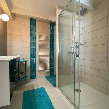 Dépendance Complète Centre-ville De * La Teste-de-Buch