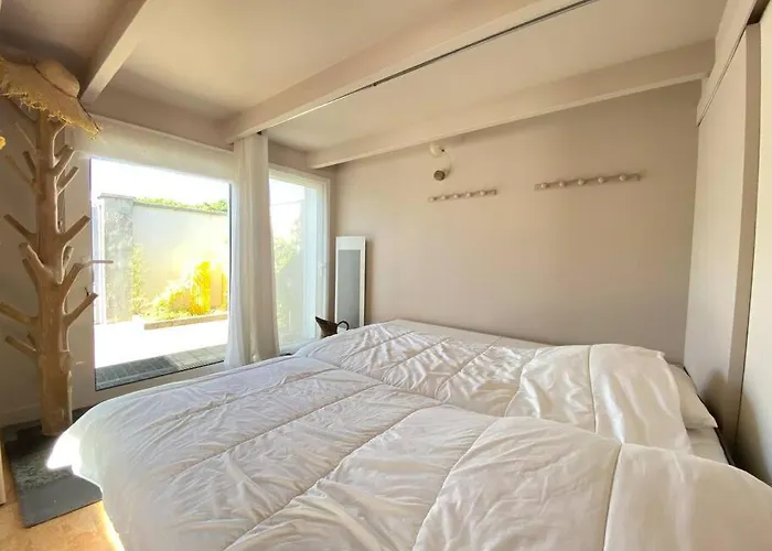 Dependance Complete Centre-ville De Nyaraló